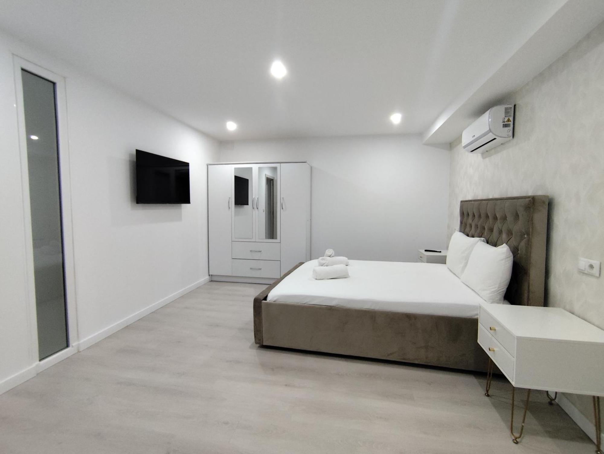 Mediterranean Platinum Apartamento *