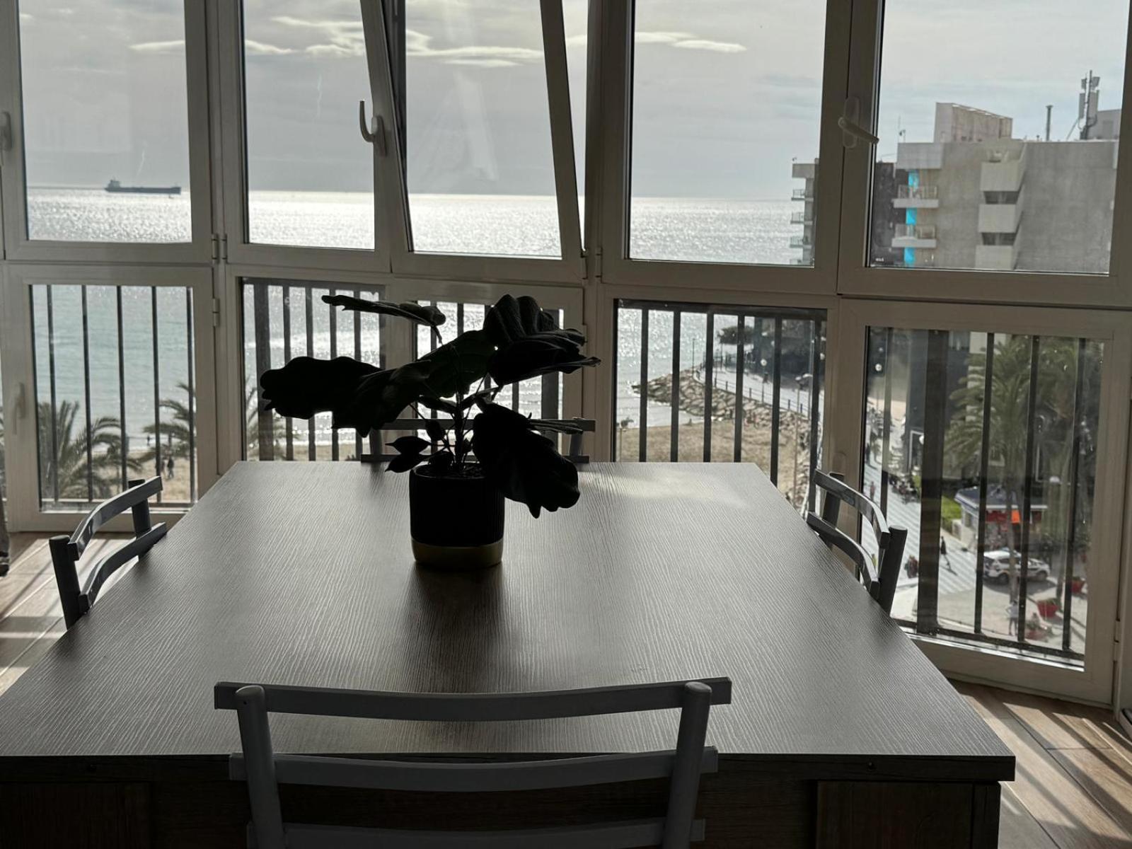Apartamento Playa Postiguet Alicante