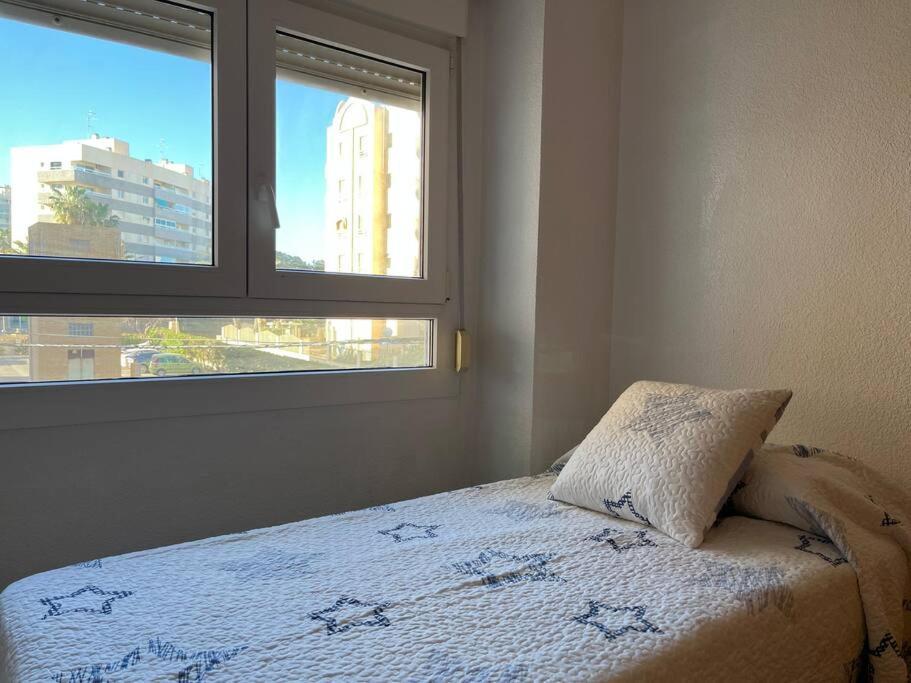 Residencial Salida Directa Al Mar. Grandes Vistas Apartamento Alicante