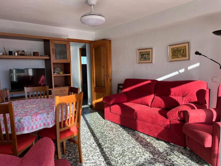 Apartamento Residencial Salida Directa Al Mar. Grandes Vistas *