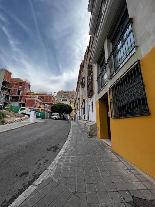Habitación Privada En El Dúplex, Centro De Alicante, Casco Antiguo * Alicante