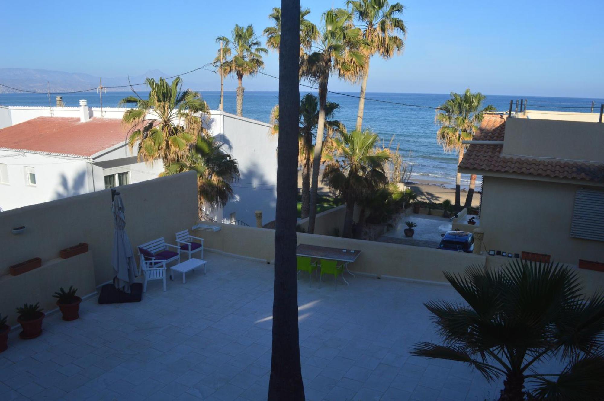 Apartamento Extraordinario Loft A Pie De Playa En Roquetes