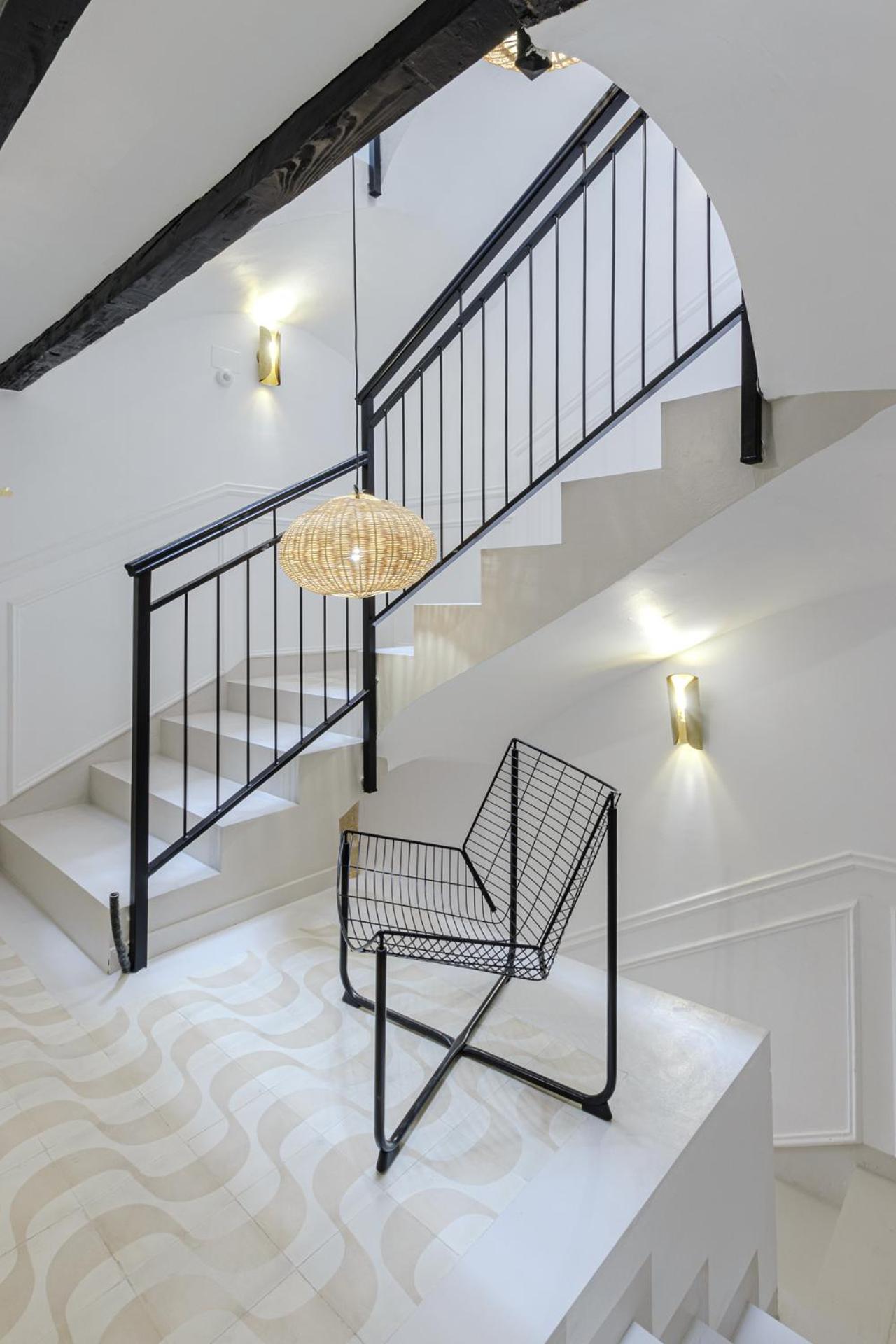Refined And Practical In Historic Center Of *