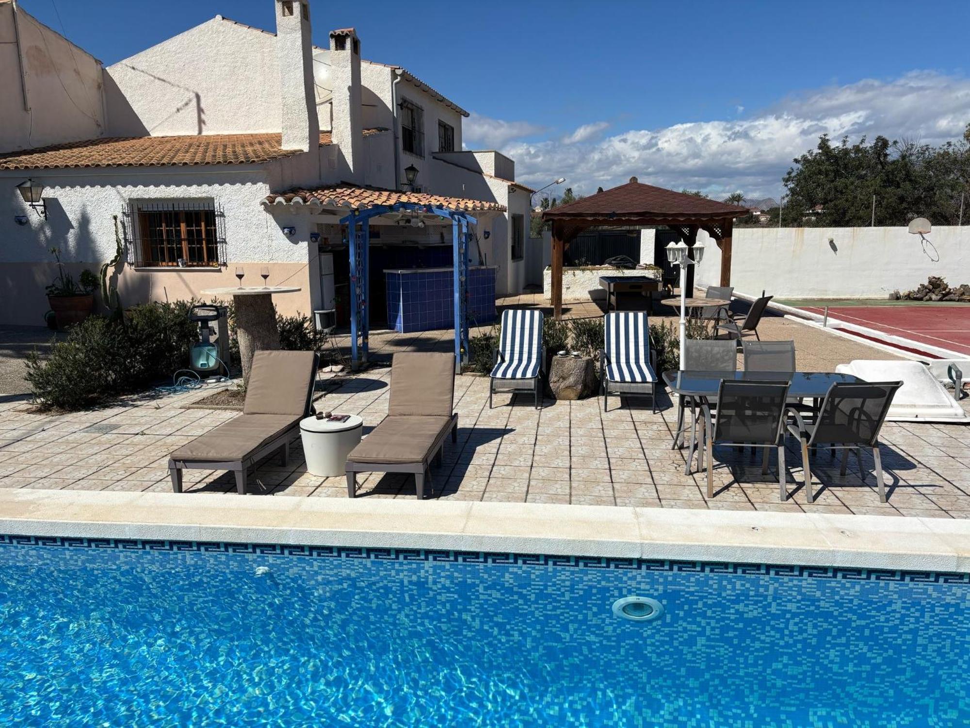 With Private Pool & Bbq, Close To The *