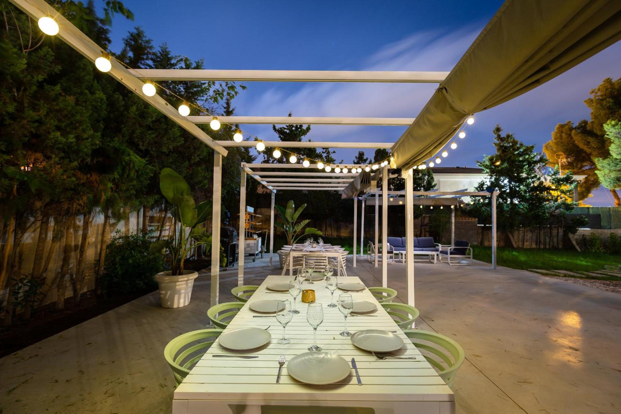Villa The Urban Mansion By Fidalsa *