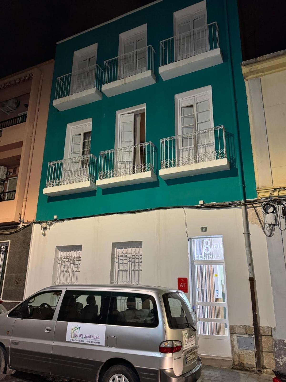 Apartamento Centrum 8 *