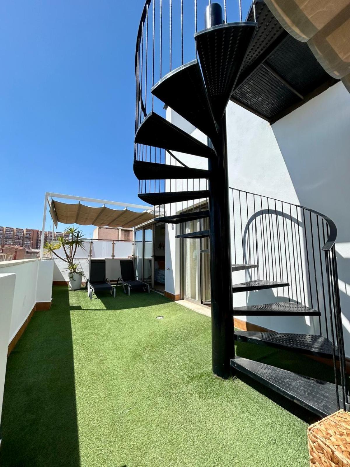 2 Big Terraces Penthouse Center Apartment *