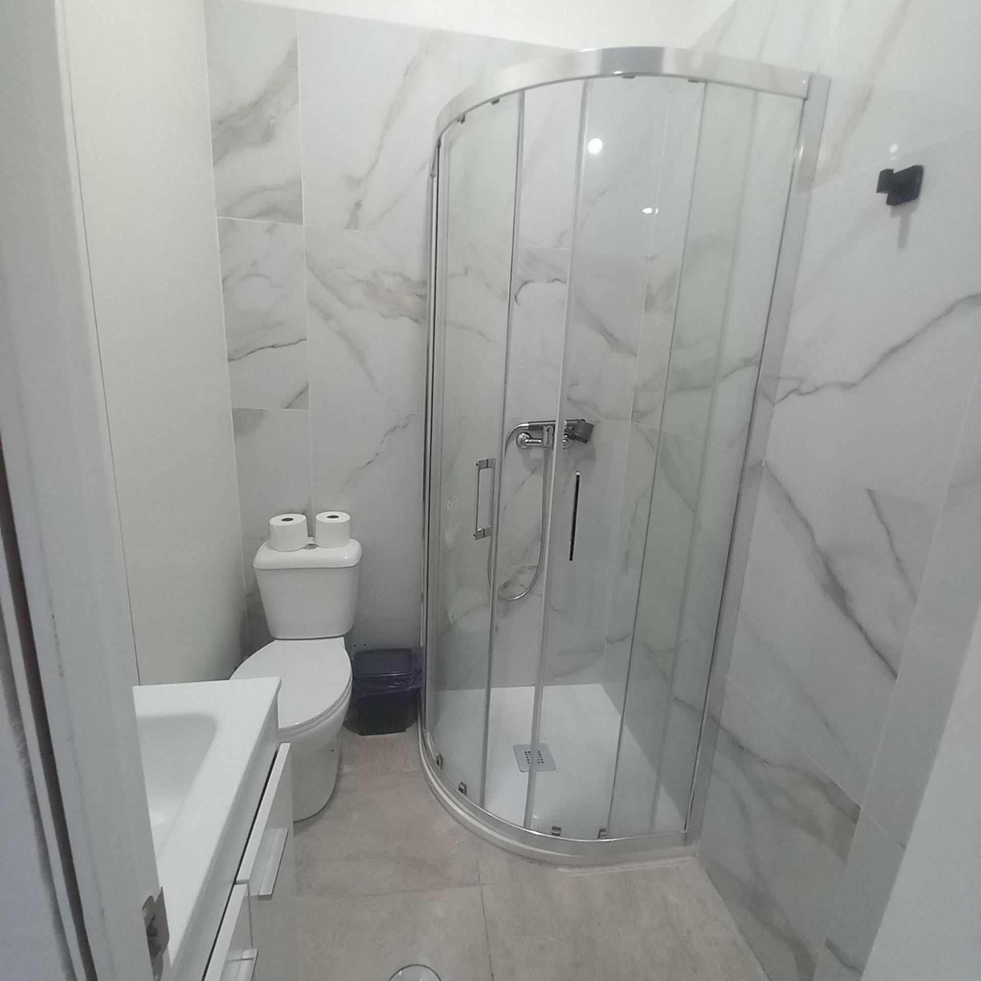 Habitación en casa particular Emma Lovely With Private Bathroom Alicante