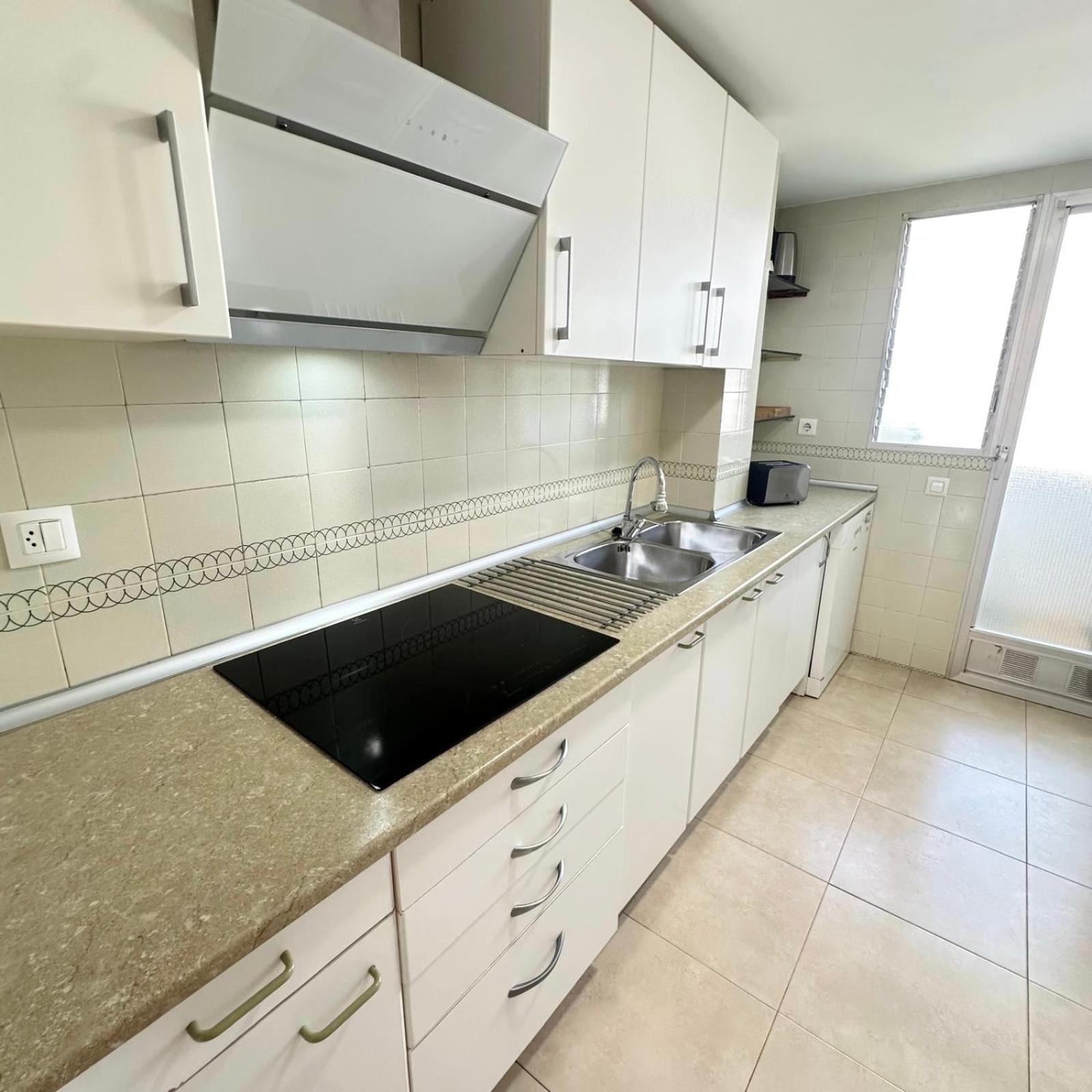 Apartamento Gran Apartamento, Aire Acondicionado, Piscina Y Parking Gratuito *