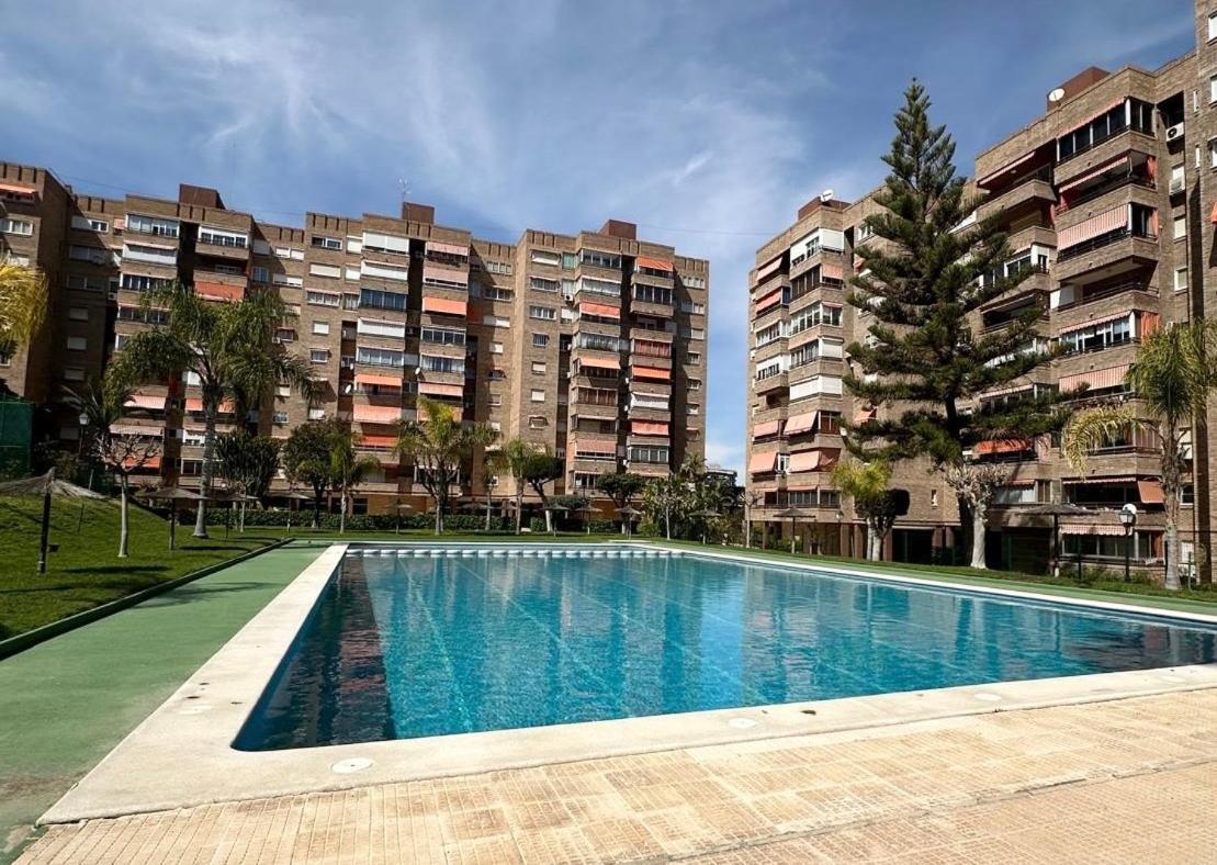 Apartamento Gran Apartamento, Aire Acondicionado, Piscina Y Parking Gratuito *