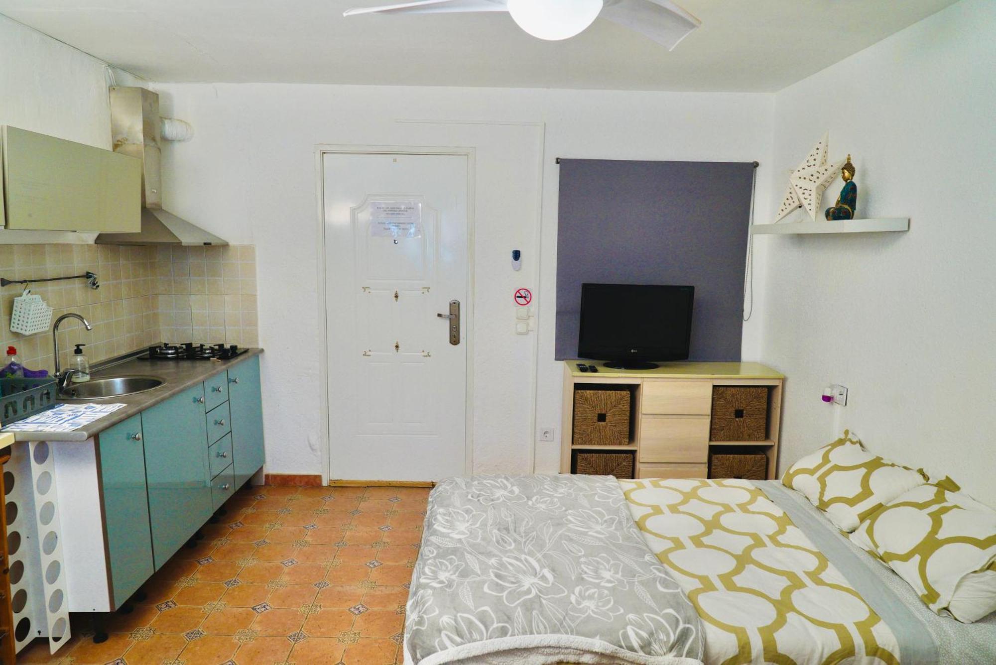 Estudio Adosado Con Jardin Y Parking Privado * Alicante