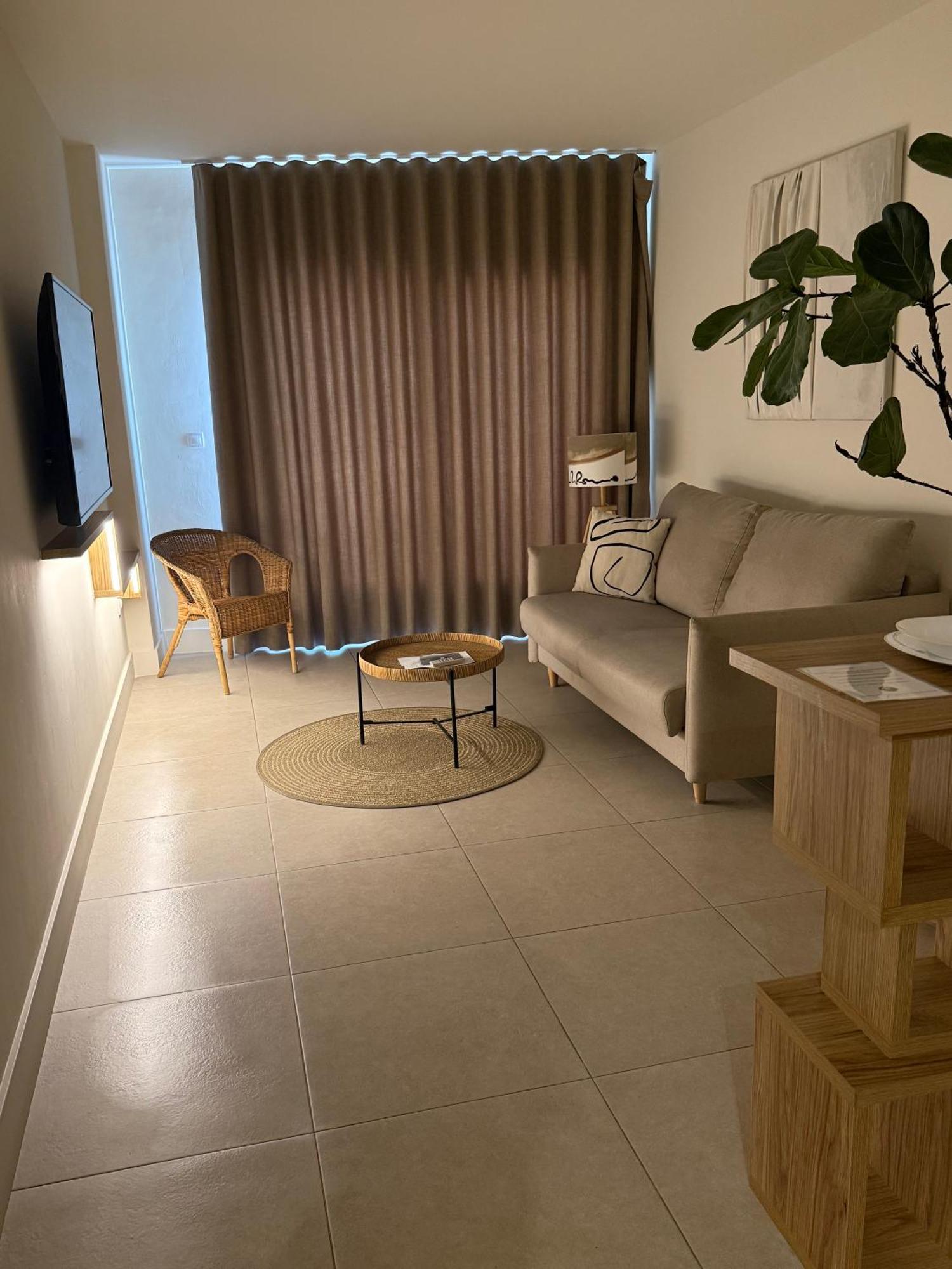 Apartamento Reina Victoria Velazquez