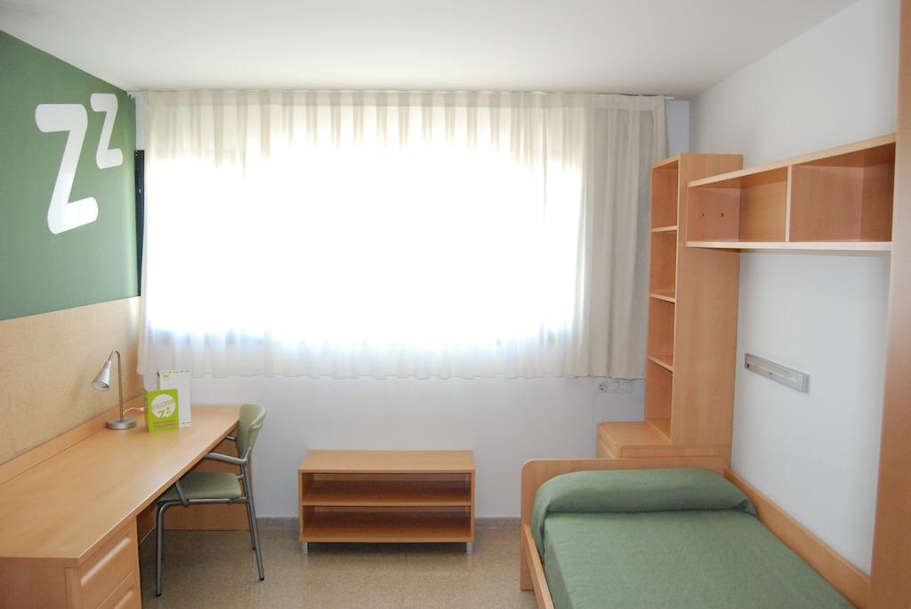 Hostal Bed'ss *
