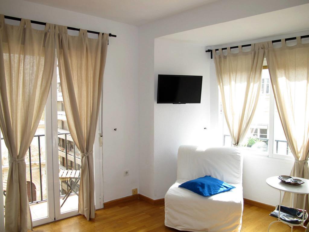 Santa Apartment *