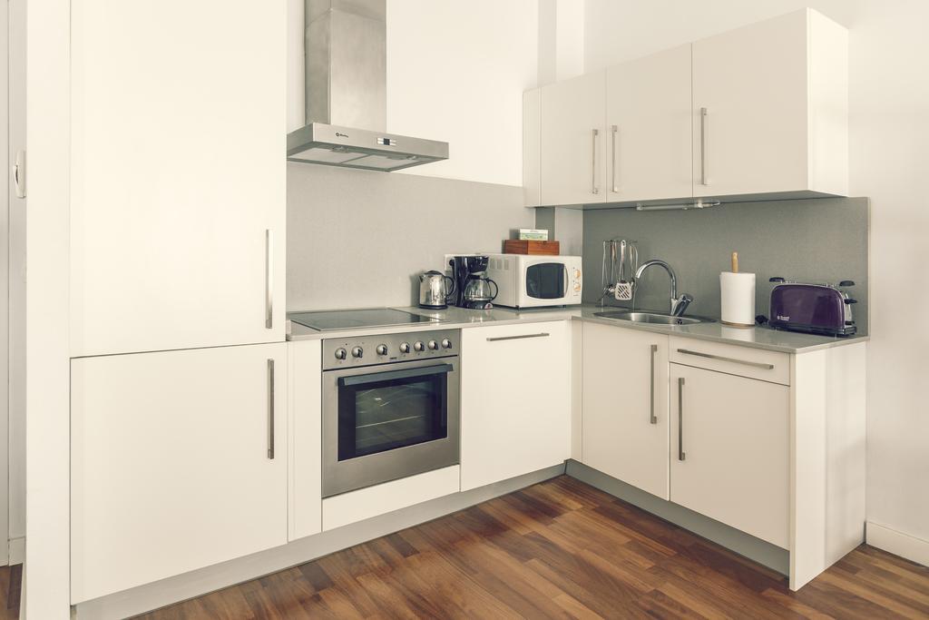 Apartment Modern - *
