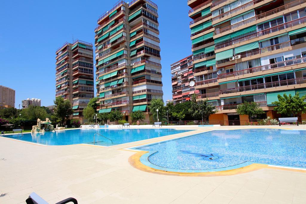Near La Almadraba Beach, Apartment Alicante