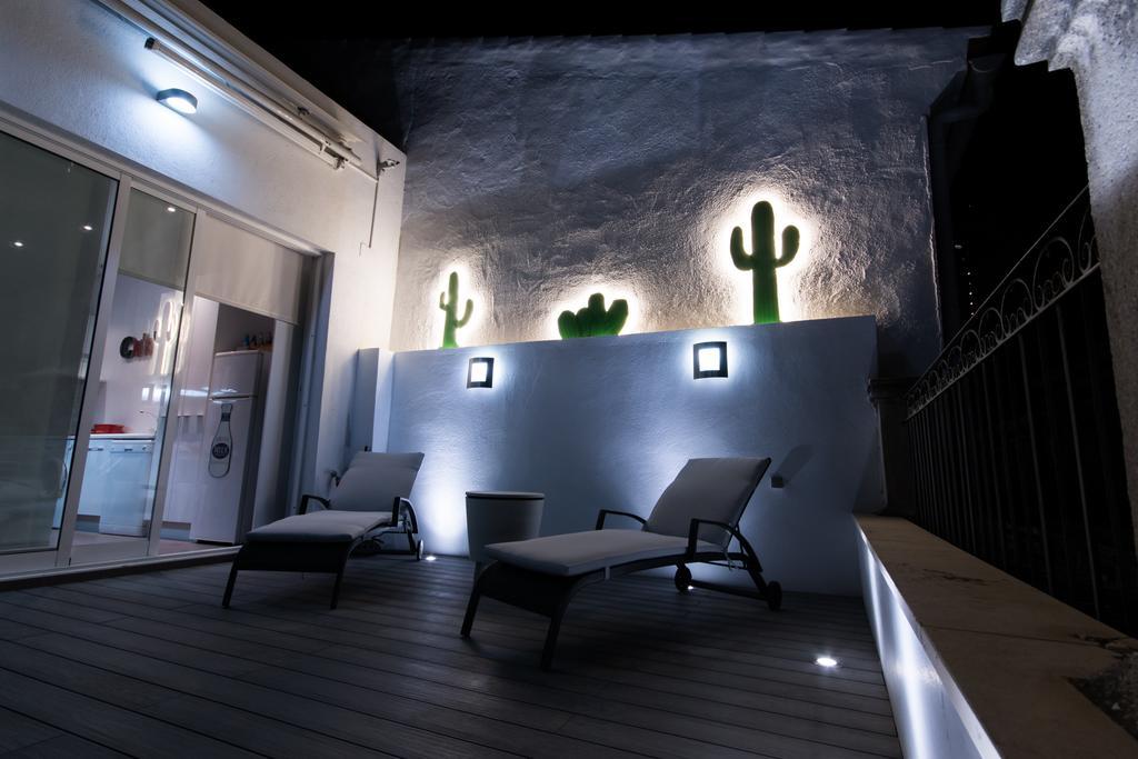 & Urban Attic Apartamento