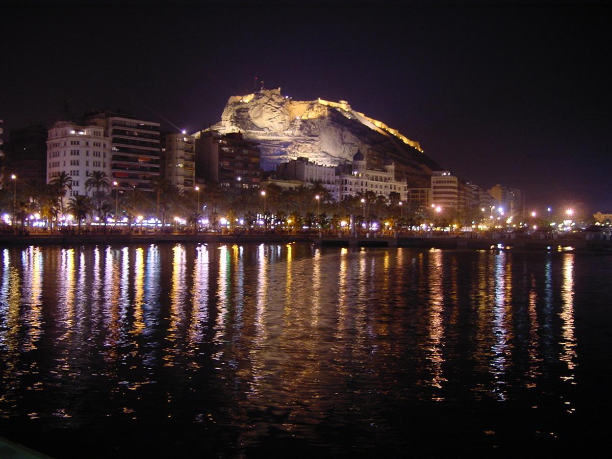 14 Bahía Playa Almadraba *