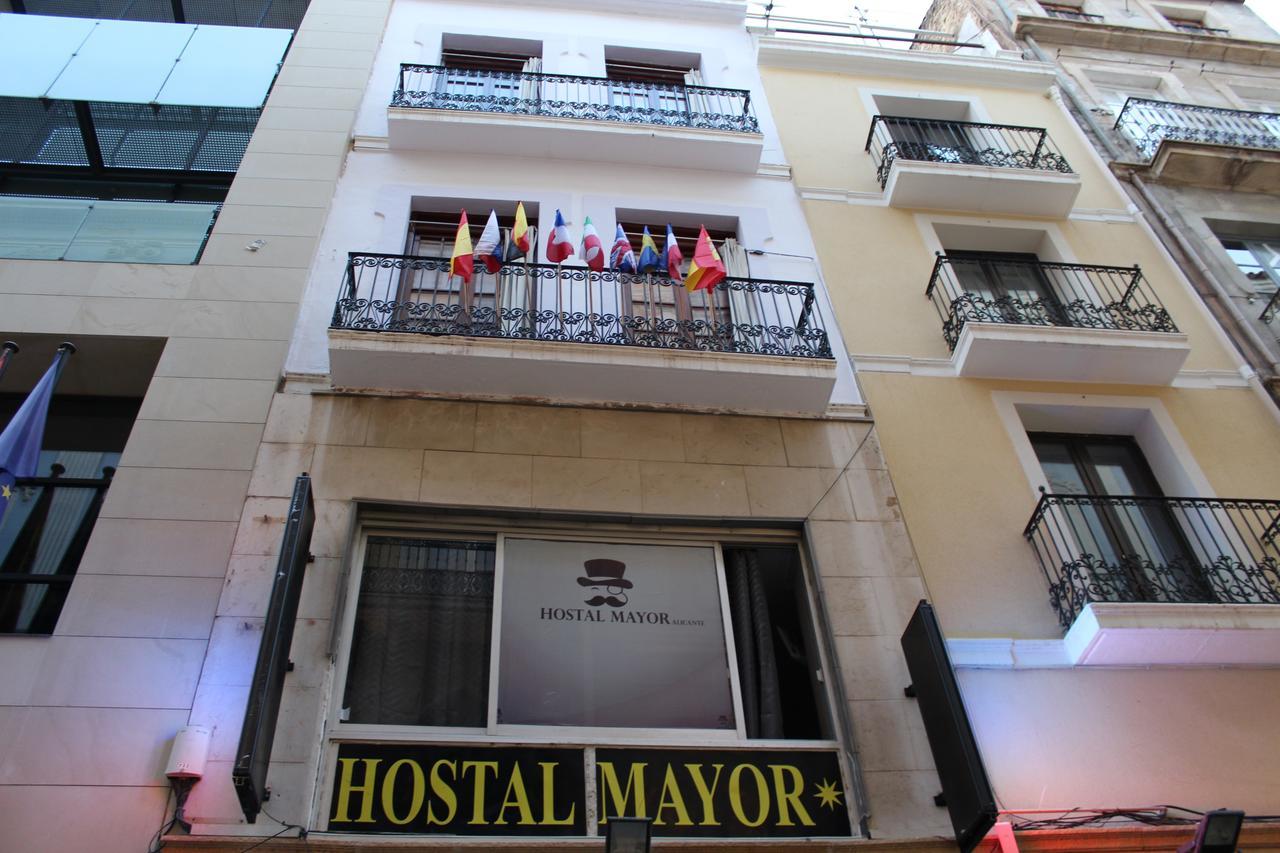 Mayor Hostal *