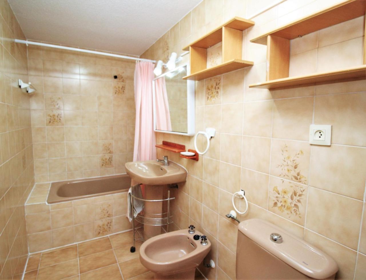 Apartamento Rinconada Real 235 *