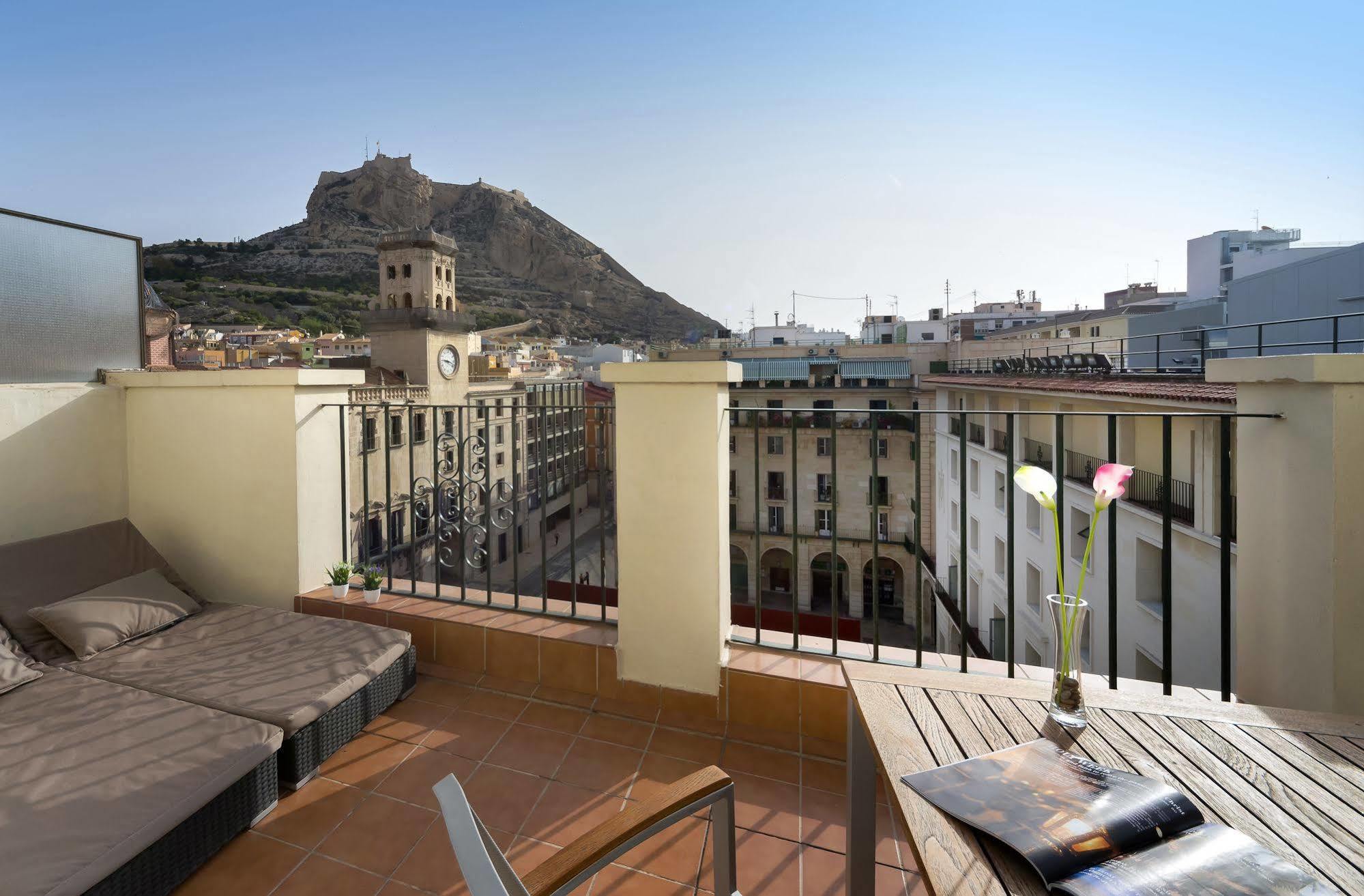 Hotel Eurostars Mediterranea Plaza 4*