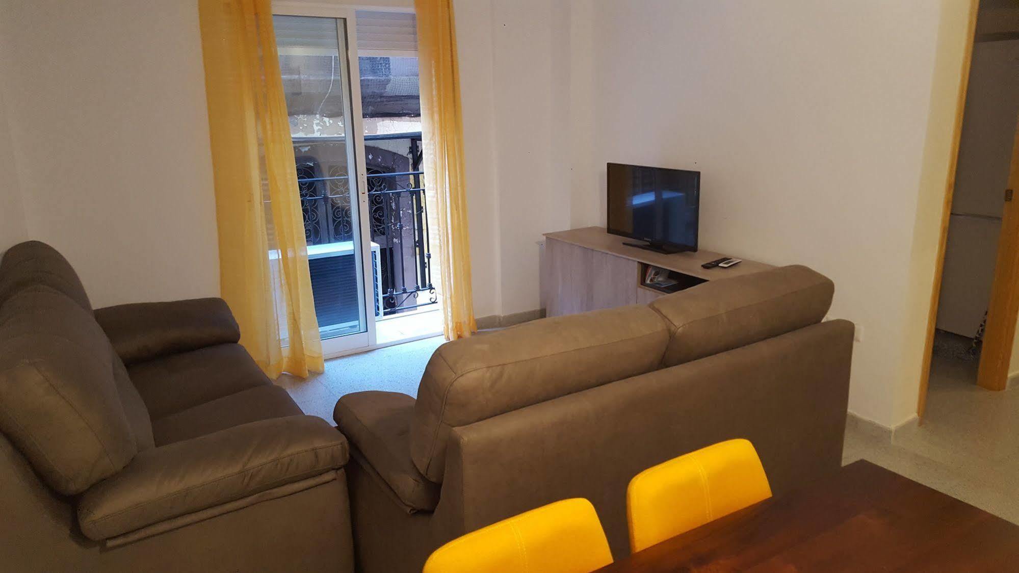 Plaza Apartamento *