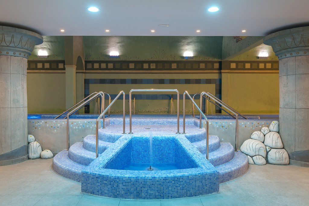 Hotel Grand Luxor All Suites
