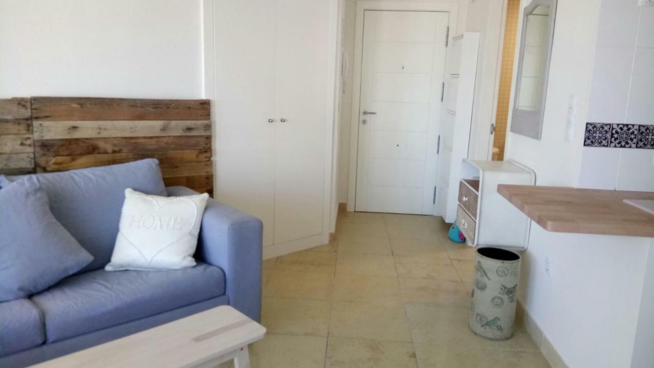 Primera Linea Y Con Encato Enplaya De San Juan Apartamento *