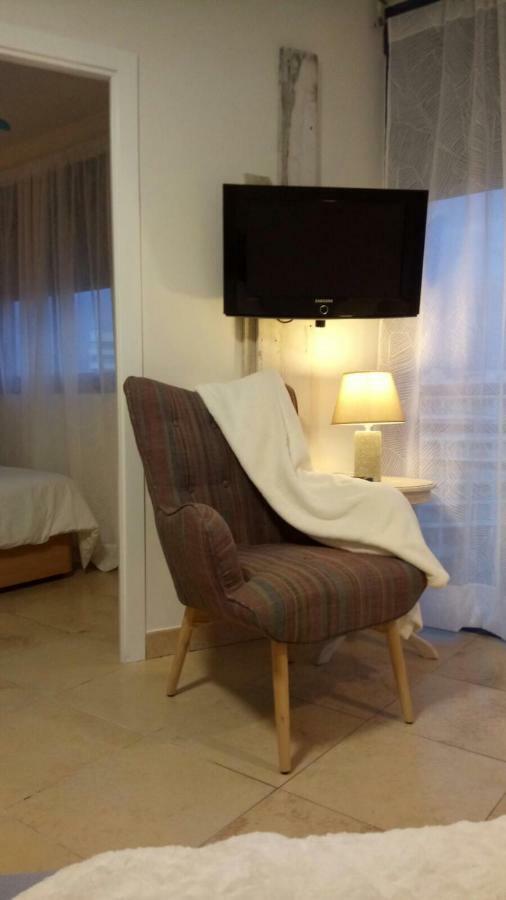Apartamento Primera Linea Y Con Encato Enplaya De San Juan *