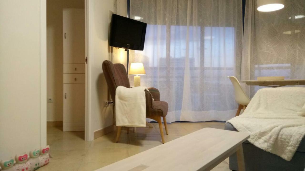 Apartamento Primera Linea Y Con Encato Enplaya De San Juan *