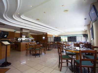 Campanile Hotel 3*