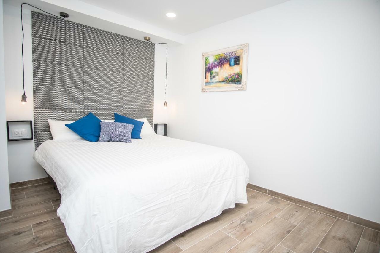 Casa Toledo & El Pont Apartment
