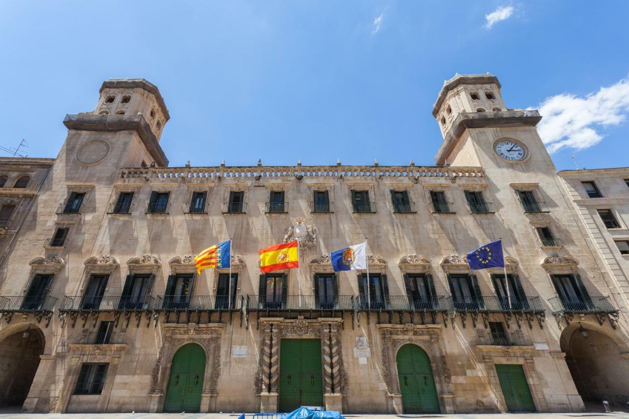 Piramide Complex Apartment Alicante