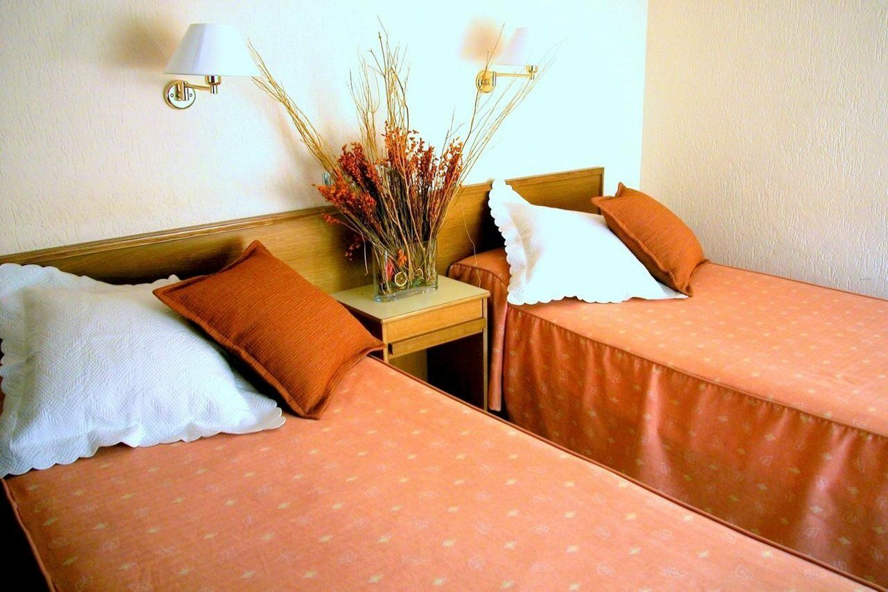 Leuka Hotel
