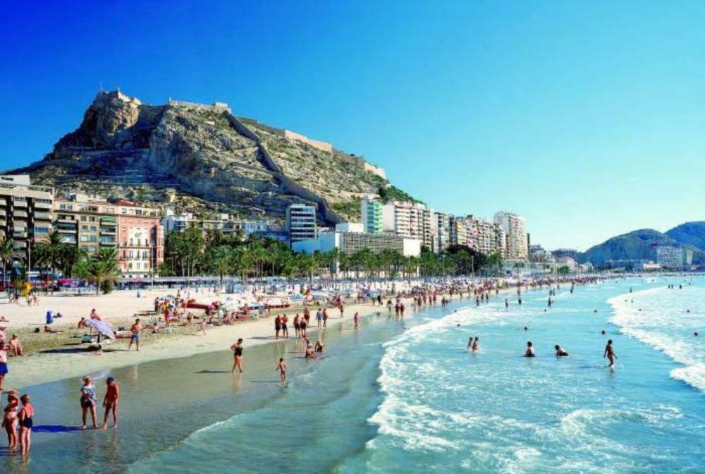 ático Céntrico Junto A La Playa Apartamento