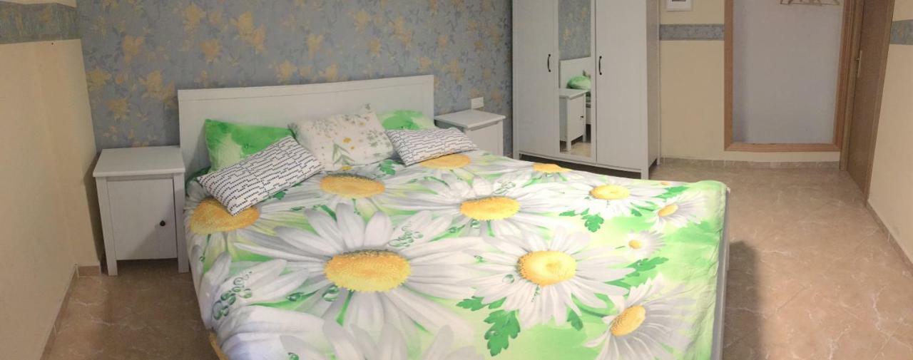 Apartamento 3 Bedroom Garbinet *