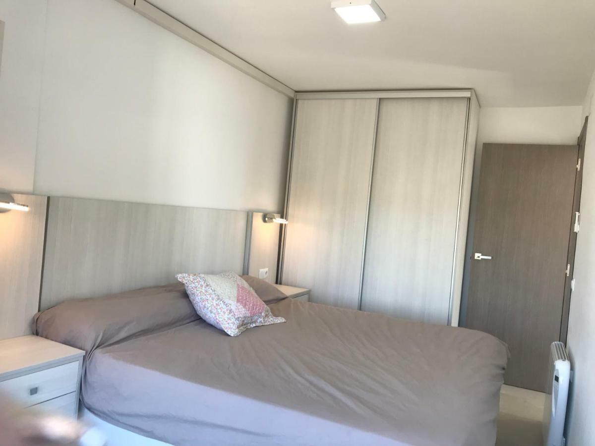 First Line Apartment *