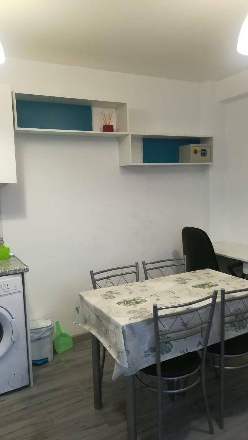 Apartment Temporary Hm *