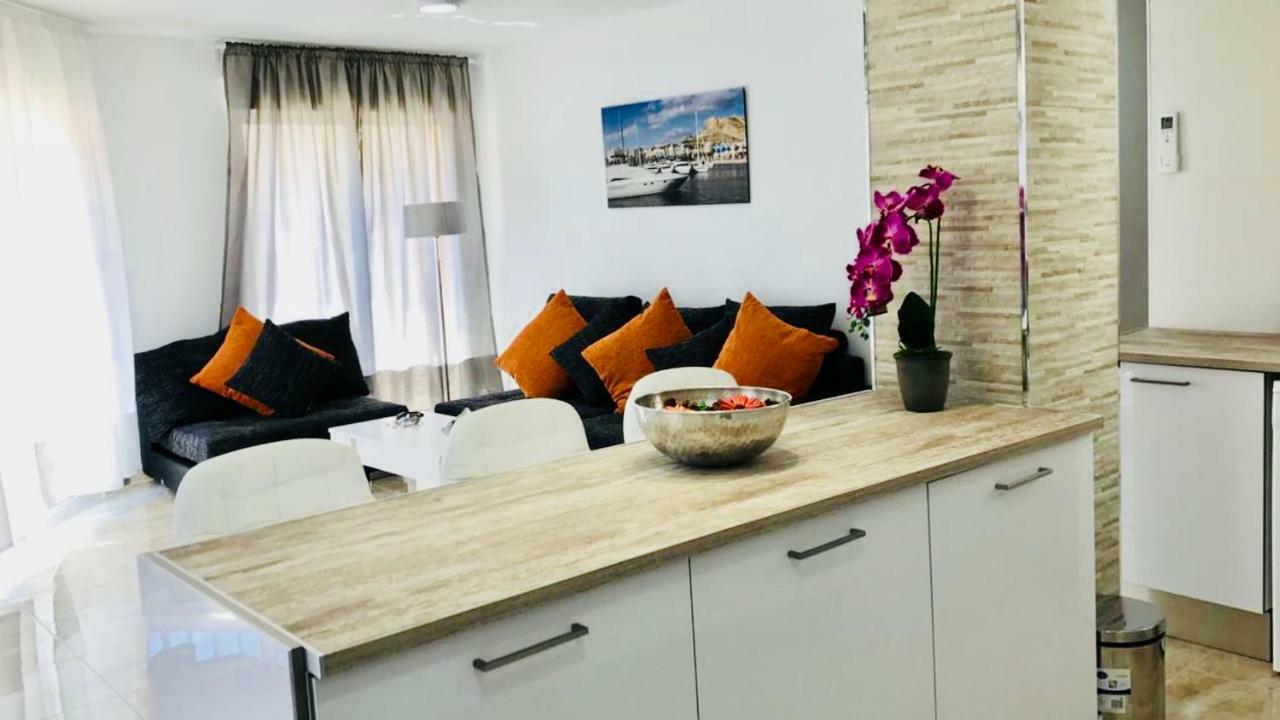 Apartment Boutique By The Sea *