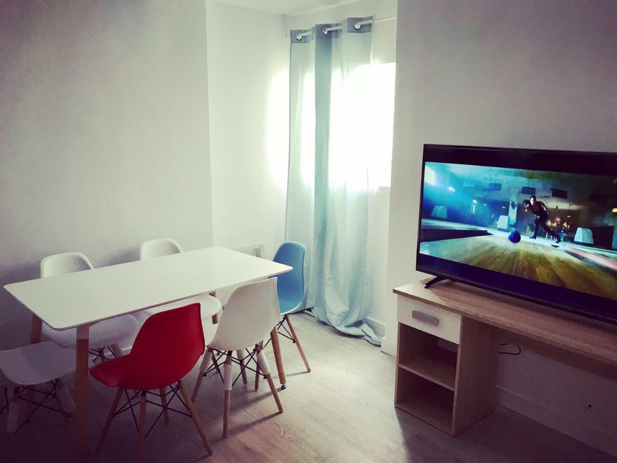 Alona Apartamento *