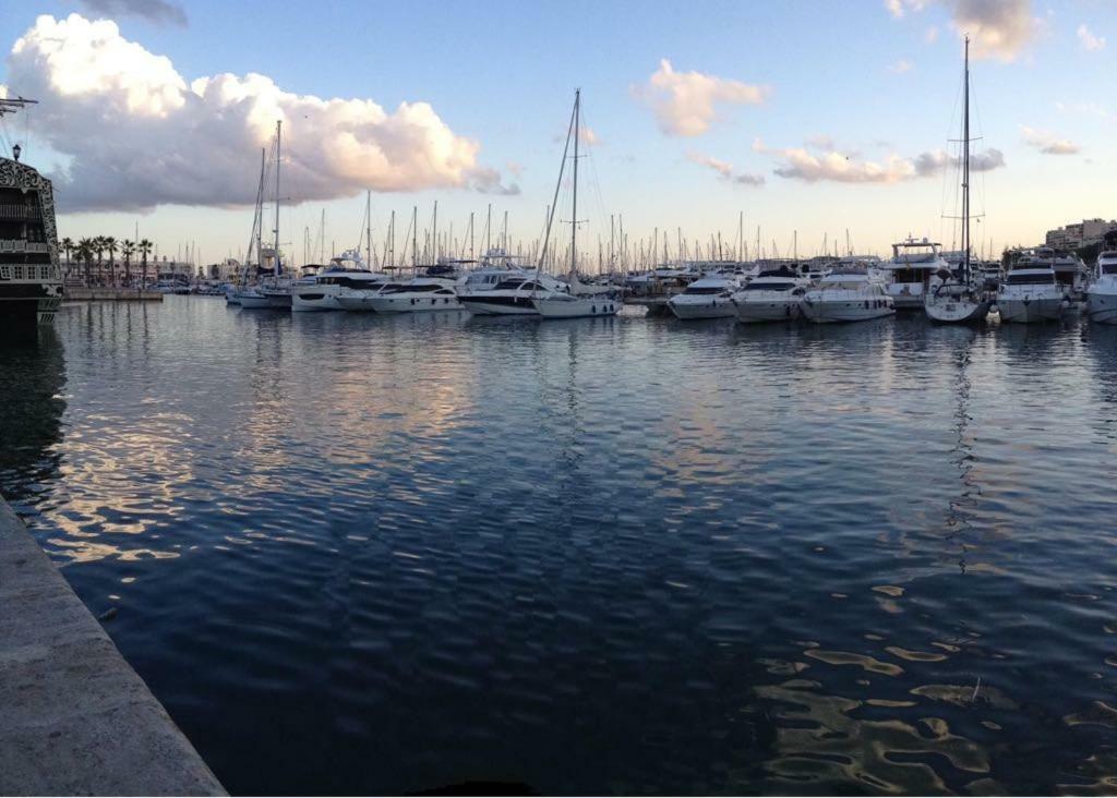 Apartamento Postiguet Playa *