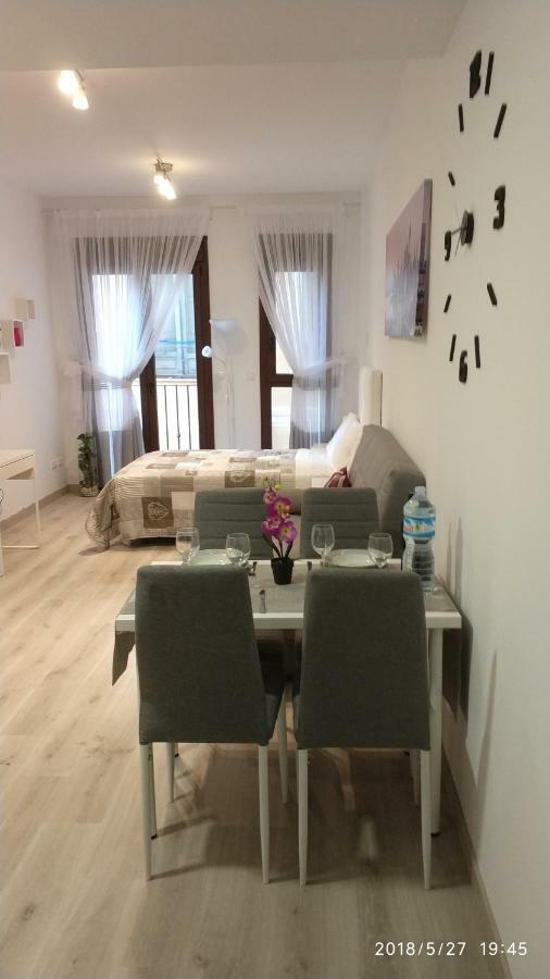 Apartamento-estudio Corazón De * Alicante