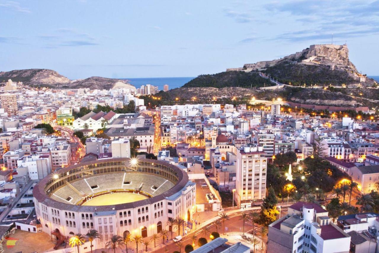Evolution 2* Alicante