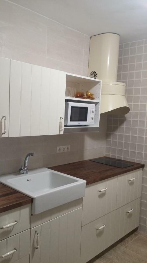Apartment A Stone's Throw From Santa Barbara Alicante
