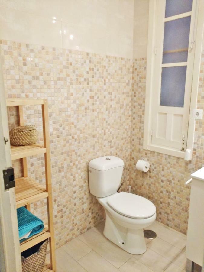 Apartamento Amplio, Luminoso Y Céntrico. Decoración Cuidada. Alicante