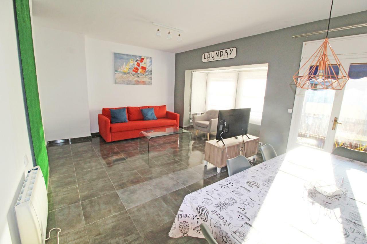 Centrico Y Espacioso Piso En Barrio Tranquilo Apartment Alicante