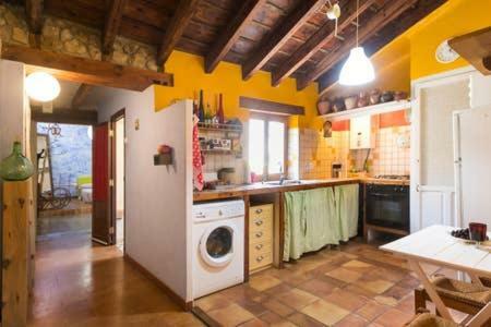 Large Flat Old Town Apartment Alicante