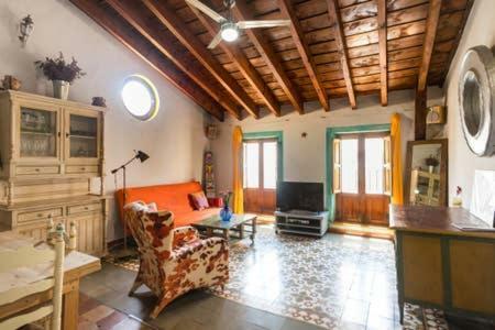 Large Flat Old Town Apartment Alicante