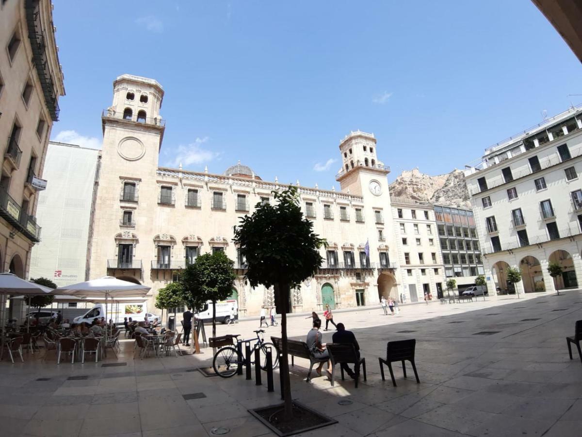 Apartamento Grande-centro Barrio Playa *