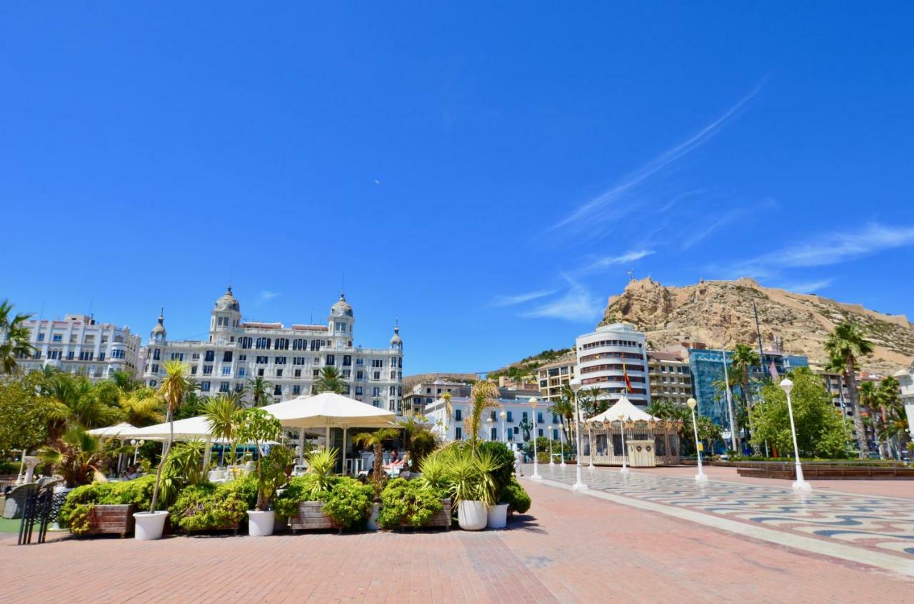 Luxury Beachside *